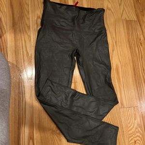 Olive spanx leggings like new